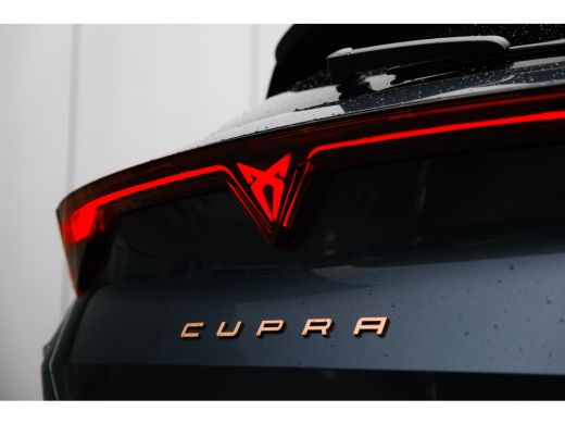 CUPRA Formentor Business 1.5 TSI e-Hybrid | Ambient light | Senheisser sound | 19" LM Glossy Black | Navi | Intel... ActivLease financial lease