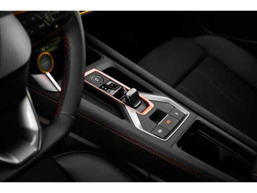 CUPRA Formentor Business 1.5 TSI e-Hybrid | Ambient light | Senheisser sound | 19" LM Glossy Black | Navi | Intel... ActivLease financial lease