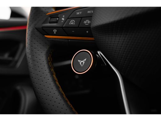 CUPRA Formentor Business 1.5 TSI e-Hybrid | Ambient light | Senheisser sound | 19" LM Glossy Black | Navi | Intel... ActivLease financial lease