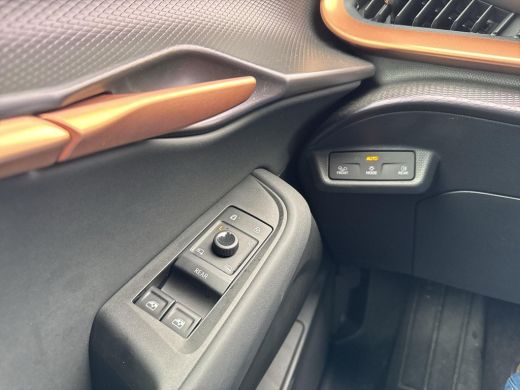 CUPRA Tavascan Essential 82 kWh | Warmtepomp | Full Led | 19 inch | ActivLease financial lease