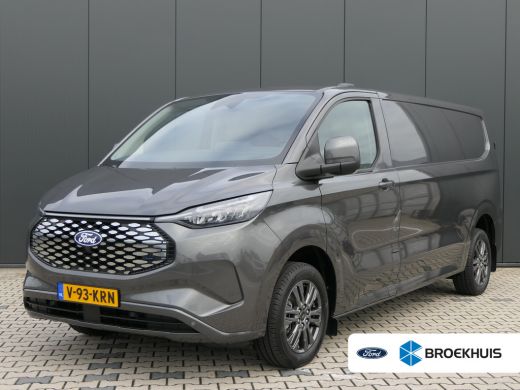 Ford E-Transit Custom 340 L2H1 Limited 65 kWh | 340 km Actieradius | Trekhaak | Navigatie | Bijrijders Stoel | Stoelver... Ford E-Transit Custom 340 L2H1 Limited 65 kWh | 340 km Actieradius | Trekhaak | Navigatie | Bijrijders Stoel | Stoelver...
