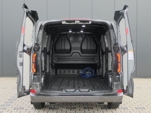 Ford E-Transit Custom 340 L2H1 Limited 65 kWh | 340 km Actieradius | Trekhaak | Navigatie | Bijrijders Stoel | Stoelver... ActivLease financial lease