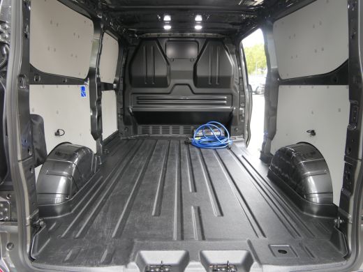 Ford E-Transit Custom 340 L2H1 Limited 65 kWh | 340 km Actieradius | Trekhaak | Navigatie | Bijrijders Stoel | Stoelver... ActivLease financial lease