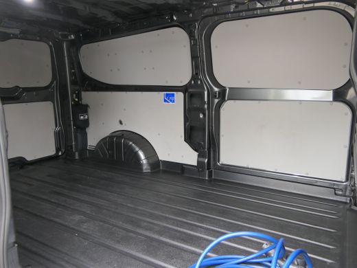 Ford E-Transit Custom 340 L2H1 Limited 65 kWh | 340 km Actieradius | Trekhaak | Navigatie | Bijrijders Stoel | Stoelver... ActivLease financial lease