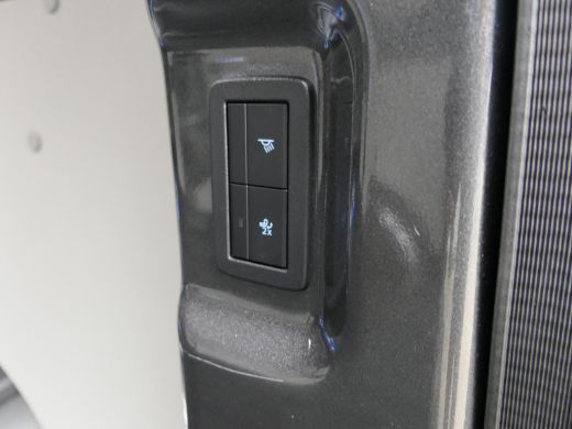 Ford E-Transit Custom 340 L2H1 Limited 65 kWh | 340 km Actieradius | Trekhaak | Navigatie | Bijrijders Stoel | Stoelver... ActivLease financial lease