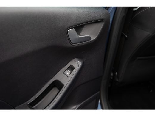 Ford Fiesta 1.0 EcoBoost Hybrid Titanium | Apple Carplay/Android Auto | Winterpack | DAB | Apple Carplay/Andr... ActivLease financial lease