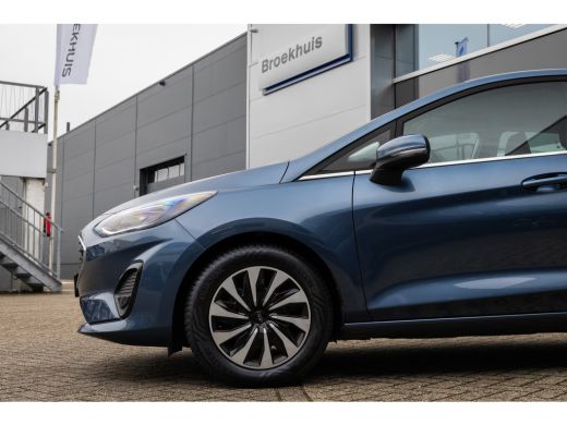 Ford Fiesta 1.0 EcoBoost Hybrid Titanium | Apple Carplay/Android Auto | Winterpack | DAB | Apple Carplay/Andr... ActivLease financial lease