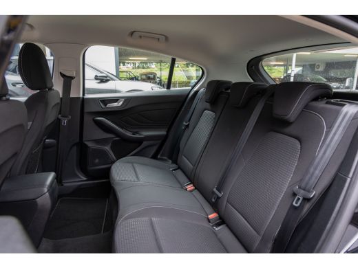 Ford Focus 1.0 EcoBoost Hybrid Trend Edition Business | Achteruitrijcamera | Apple Carplay/Android Auto|tele... ActivLease financial lease