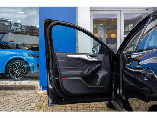 Ford Focus 1.0 EcoBoost Hybrid Trend Edition Business | Achteruitrijcamera | Apple Carplay/Android Auto|tele... ActivLease financial lease