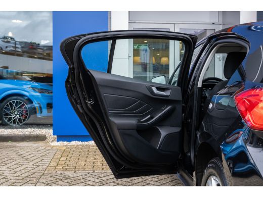 Ford Focus 1.0 EcoBoost Hybrid Trend Edition Business | Achteruitrijcamera | Apple Carplay/Android Auto|tele... ActivLease financial lease