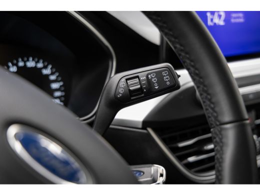 Ford Focus 1.0 EcoBoost Hybrid Trend Edition Business | Achteruitrijcamera | Apple Carplay/Android Auto|tele... ActivLease financial lease