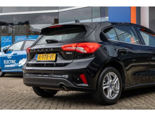Ford Focus 1.0 EcoBoost Hybrid Trend Edition Business | Achteruitrijcamera | Apple Carplay/Android Auto|tele... ActivLease financial lease