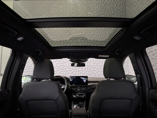 Ford Kuga 2.5 PHEV 243PK ST-LINE X HAAK SCHUIFDAK 20''LMV B&O ELEK.STOEL STOEL/STUUR/RUIT VERW. 360.CAM ActivLease financial lease
