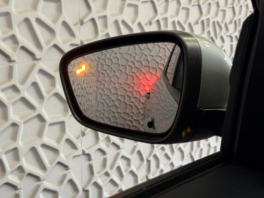 Ford Kuga 2.5 PHEV 243PK ST-LINE X TREKHAAK PANA B&O 20''LMV ELEK.STOEL STOEL/STUUR/RUIT VERW. 360.CAM ActivLease financial lease