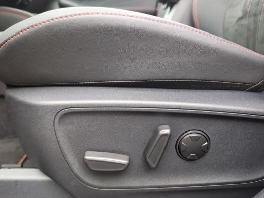 Ford Kuga 2.5 PHEV ST-Line X | Black Pack | Panoramadak | Trekhaak | 20 Inch ActivLease financial lease