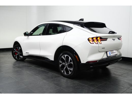 Ford Mustang Mach-E Mach-E Extended AWD 98 kWh | Pano-dak | B&O Audio | Memory stoel | 360 Camera | Technology pack+ ... ActivLease financial lease