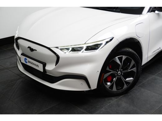 Ford Mustang Mach-E Mach-E Extended AWD 98 kWh | Pano-dak | B&O Audio | Memory stoel | 360 Camera | Technology pack+ ... ActivLease financial lease
