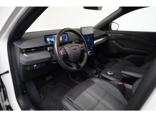 Ford Mustang Mach-E Mach-E GT Extended AWD 98 kWh | Pano-dak | 360 Camera | B&O audio | Standkachel | Elektrische Kle... ActivLease financial lease
