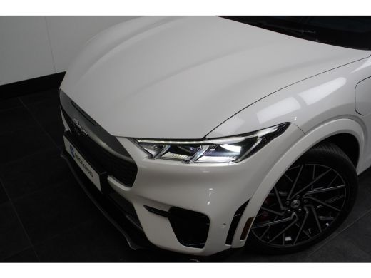 Ford Mustang Mach-E Mach-E GT Extended AWD 98 kWh | Pano-dak | 360 Camera | B&O audio | Standkachel | Elektrische Kle... ActivLease financial lease