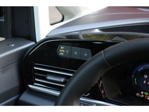 Ford Transit Connect PHEV Black Edition | Verlaagd | 19" Velgen | Sidebars | LED | Apple Carplay | Leder | Adapt. Crui... ActivLease financial lease