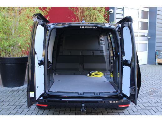 Ford Transit Connect PHEV Black Edition | Verlaagd | 19" Velgen | Sidebars | LED | Apple Carplay | Leder | Adapt. Crui... ActivLease financial lease