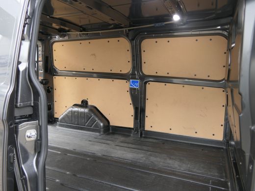 Ford Transit Custom 300 2.0 TDCI L2H1 Limited | Trekhaak | Camera | Lane Assist | Stoelverwarming | Verwarmde Voorrui... ActivLease financial lease