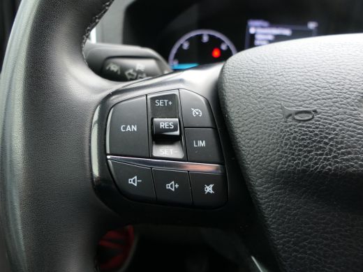 Ford Transit Custom 300 2.0 TDCI L2H1 Limited | Trekhaak | Camera | Lane Assist | Stoelverwarming | Verwarmde Voorrui... ActivLease financial lease