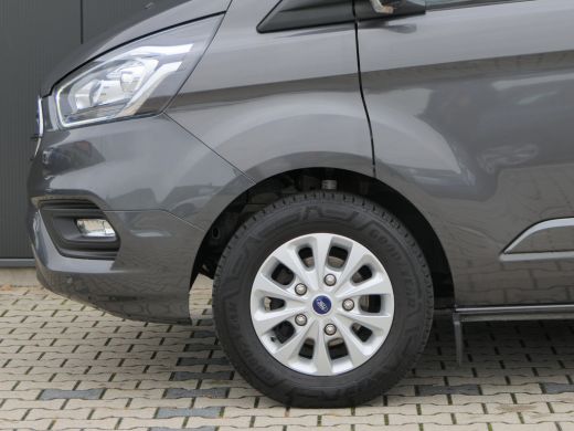 Ford Transit Custom 300 2.0 TDCI L2H1 Limited | Trekhaak | Camera | Lane Assist | Stoelverwarming | Verwarmde Voorrui... ActivLease financial lease