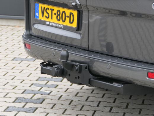 Ford Transit Custom 300 2.0 TDCI L2H1 Limited | Trekhaak | Camera | Lane Assist | Stoelverwarming | Verwarmde Voorrui... ActivLease financial lease