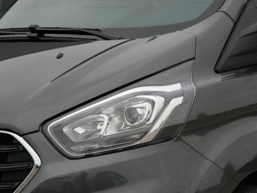 Ford Transit Custom 300 2.0 TDCI L2H1 Limited | Trekhaak | Camera | Lane Assist | Stoelverwarming | Verwarmde Voorrui... ActivLease financial lease