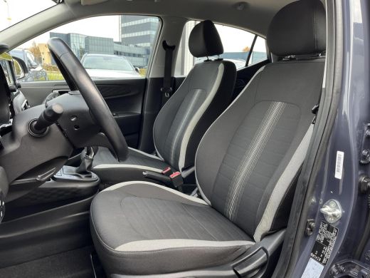 Hyundai i10 1.0 Automaat | Rijklaarprijs! | Apple Carplay/ Android Auto | Stoel & stuurverwarming | Cruise Co... ActivLease financial lease