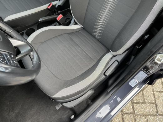 Hyundai i10 1.0 Automaat | Rijklaarprijs! | Apple Carplay/ Android Auto | Stoel & stuurverwarming | Cruise Co... ActivLease financial lease