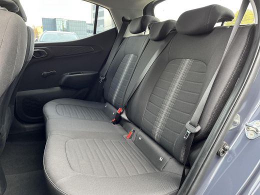 Hyundai i10 1.0 Automaat | Rijklaarprijs! | Apple Carplay/ Android Auto | Stoel & stuurverwarming | Cruise Co... ActivLease financial lease