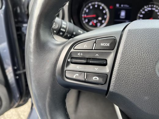 Hyundai i10 1.0 Automaat | Rijklaarprijs! | Apple Carplay/ Android Auto | Stoel & stuurverwarming | Cruise Co... ActivLease financial lease