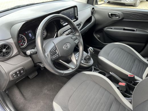 Hyundai i10 1.0 Automaat | Rijklaarprijs! | Apple Carplay/ Android Auto | Stoel & stuurverwarming | Cruise Co... ActivLease financial lease