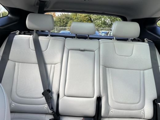 Hyundai Tucson Hybrid 1.6 T-GDI HEV Premium Sky | Stoelverwarming/verkoeling | Stuurverwarming | Schuif-kantel dak | Le... ActivLease financial lease
