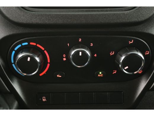 Iveco Daily 35S14 2.3 410 | Foodtruck | Bezorgauto | Verkoopwagen | Bakwagen | Zijdeur | Camper | Inrichting ... ActivLease financial lease