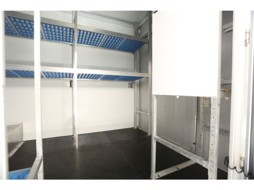 Iveco Daily 35S14 2.3 410 | Foodtruck | Bezorgauto | Verkoopwagen | Bakwagen | Zijdeur | Camper | Inrichting ... ActivLease financial lease