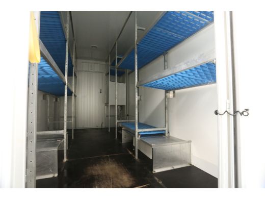 Iveco Daily 35S14 2.3 410 | Foodtruck | Bezorgauto | Verkoopwagen | Bakwagen | Zijdeur | Camper | Inrichting ... ActivLease financial lease