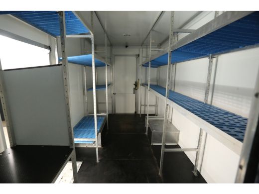 Iveco Daily 35S14 2.3 410 | Foodtruck | Bezorgauto | Verkoopwagen | Bakwagen | Zijdeur | Camper | Inrichting ... ActivLease financial lease