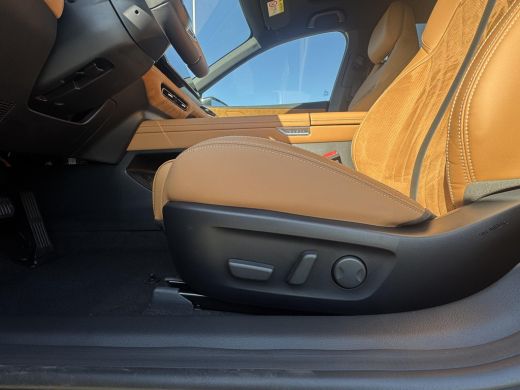 Mazda 6 Takumi Plus Long Range 80 kWh | Stoelverwarming/verkoeling | Stuurverwarming | Panoramadak | Adap... ActivLease financial lease