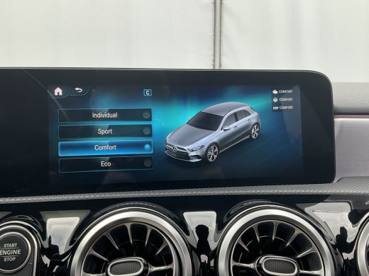 Mercedes-Benz A-Klasse 180 Business Solution AMG Pano Memory Sfeerverl Carplay Led Stoelverw VOL! ActivLease financial lease