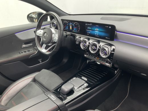 Mercedes-Benz A-Klasse 180 Business Solution AMG Pano Memory Sfeerverl Carplay Led Stoelverw VOL! ActivLease financial lease