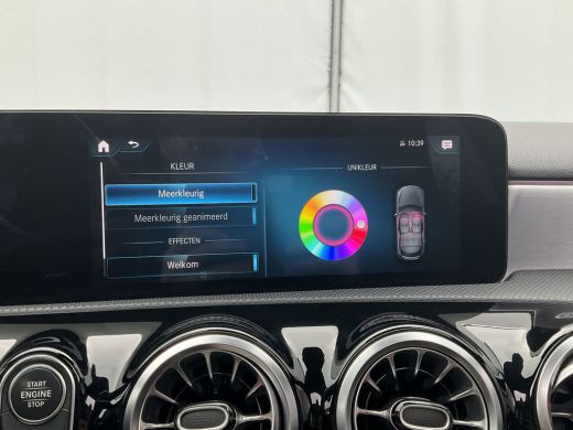 Mercedes-Benz A-Klasse 180 Business Solution AMG Pano Memory Sfeerverl Carplay Led Stoelverw VOL! ActivLease financial lease