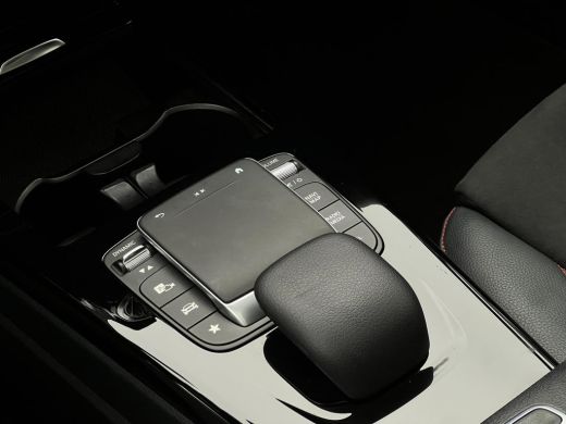 Mercedes-Benz A-Klasse 250 e Business Solution AMG Limited NL-AUTO | PANO| SFEEVERL | CAMERA | MEMORY | ActivLease financial lease