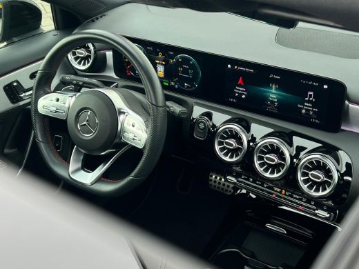 Mercedes-Benz A-Klasse 250 e Business Solution AMG Limited NL-AUTO | PANO| SFEEVERL | CAMERA | MEMORY | ActivLease financial lease