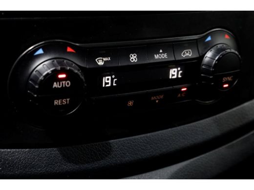 Mercedes-Benz Vito 110 CDI 102pk RWD Lang Airco/Navi/Camera 07-2022 ActivLease financial lease