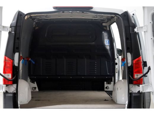 Mercedes-Benz Vito 110 CDI 102pk RWD Lang Airco/Navi/Camera 07-2022 ActivLease financial lease