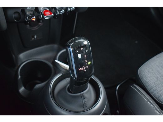 Mini Cooper 1.5 Cooper Camden Edition | Apple CarPlay | Half Leer | Cruise | Climate ActivLease financial lease