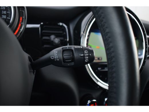 Mini Cooper 1.5 Cooper Camden Edition | Apple CarPlay | Half Leer | Cruise | Climate ActivLease financial lease